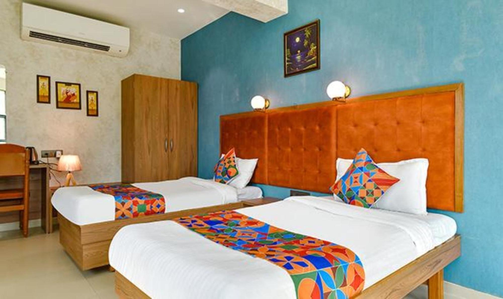 Fabhotel Siddharth Corporate - Vavol, Gándhínagar Exteriér fotografie