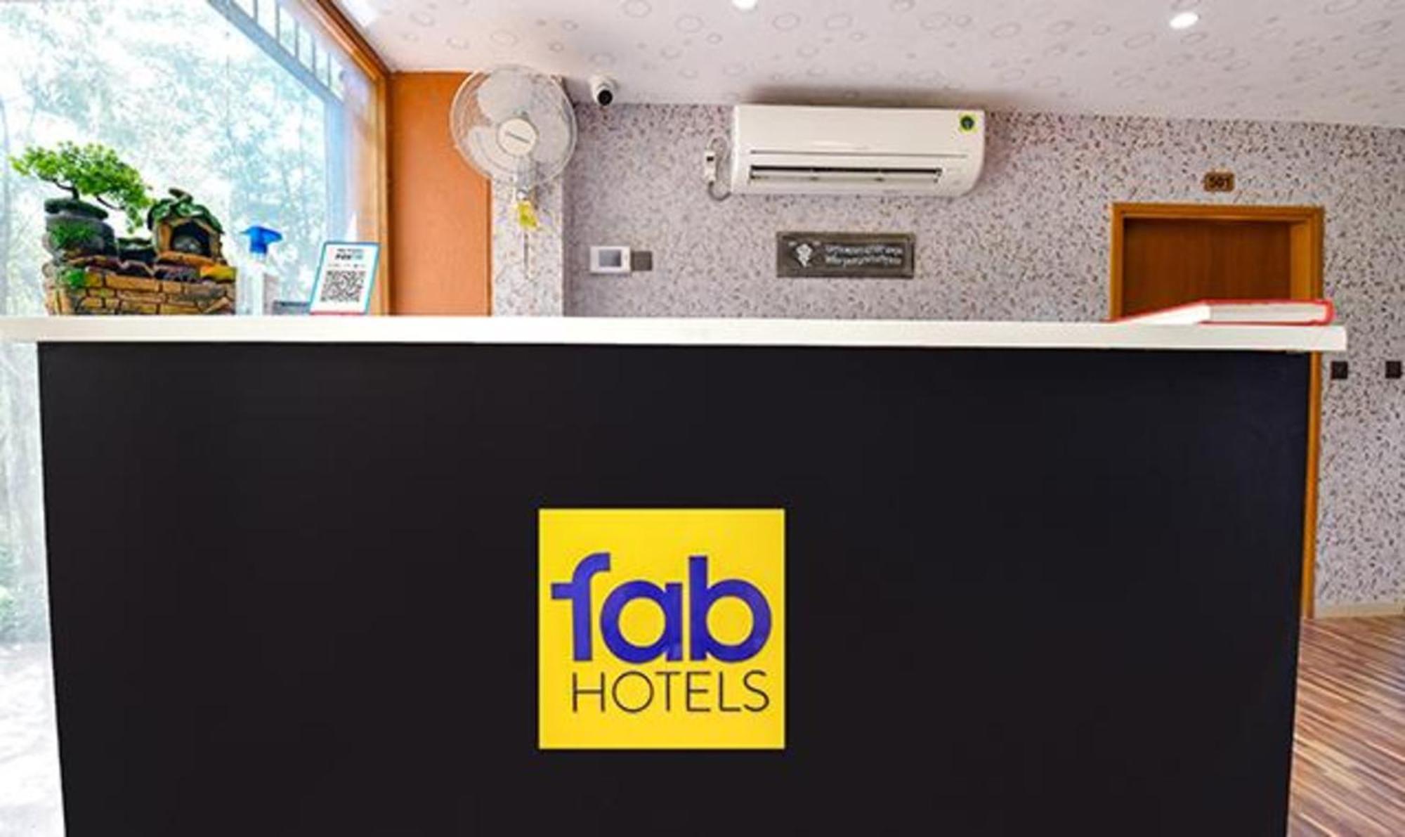 Fabhotel Siddharth Corporate - Vavol, Gándhínagar Exteriér fotografie