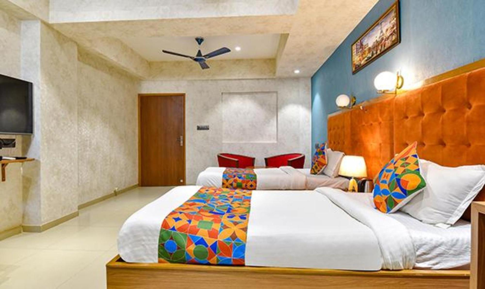 Fabhotel Siddharth Corporate - Vavol, Gándhínagar Exteriér fotografie