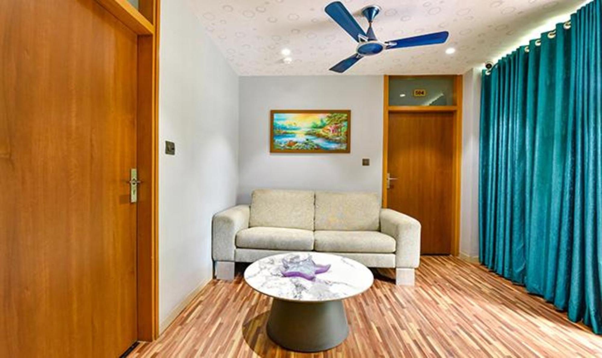 Fabhotel Siddharth Corporate - Vavol, Gándhínagar Exteriér fotografie