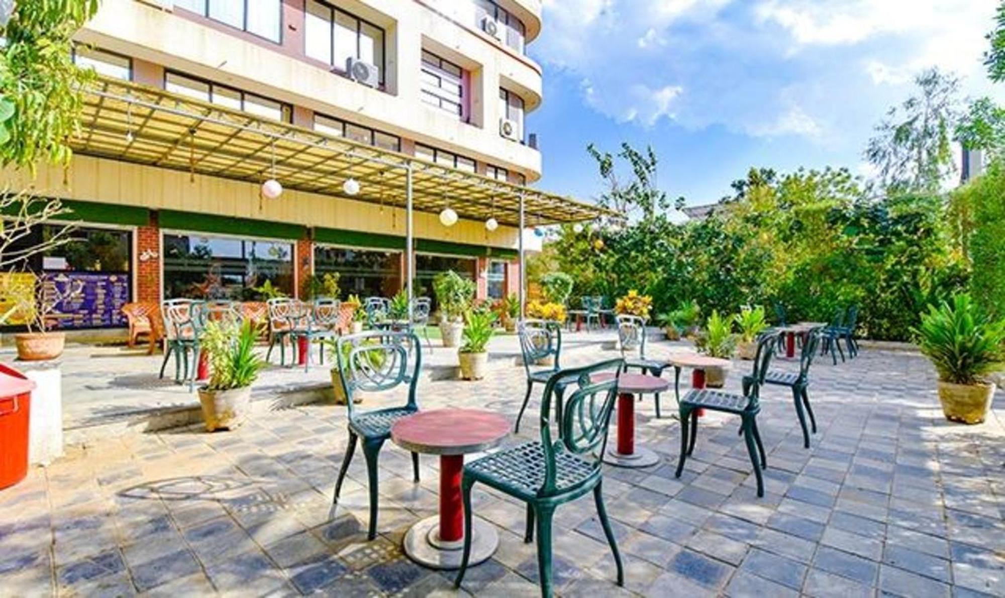 Fabhotel Siddharth Corporate - Vavol, Gándhínagar Exteriér fotografie